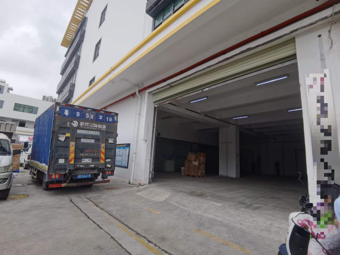 龙华油松新出一楼580平厂房出租