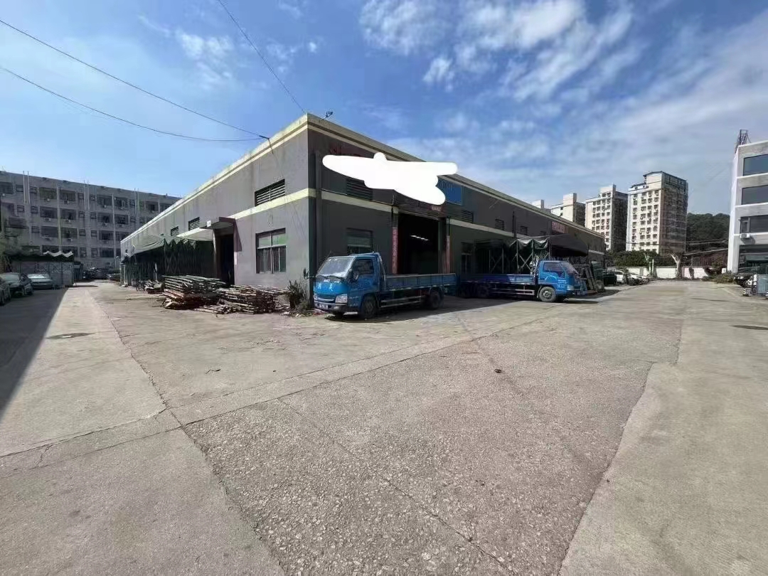 龙华观澜原房东一楼1600平厂房出租，层高8米