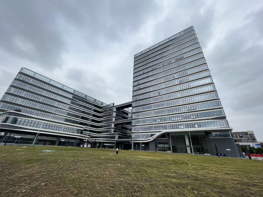 光明国资委50000平红本厂房出租