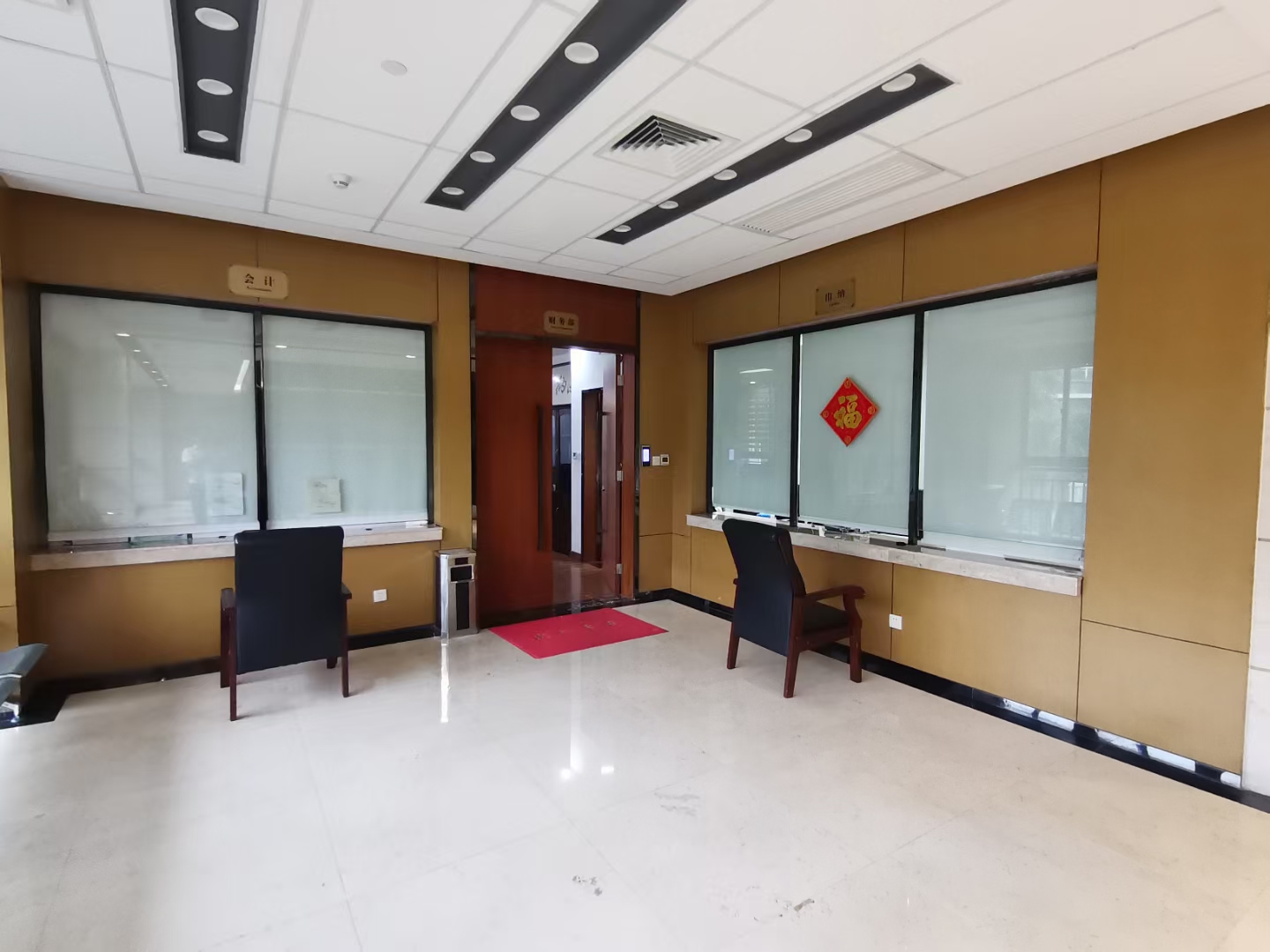 龙华大浪整层面积3000平百万级精品写字楼出租