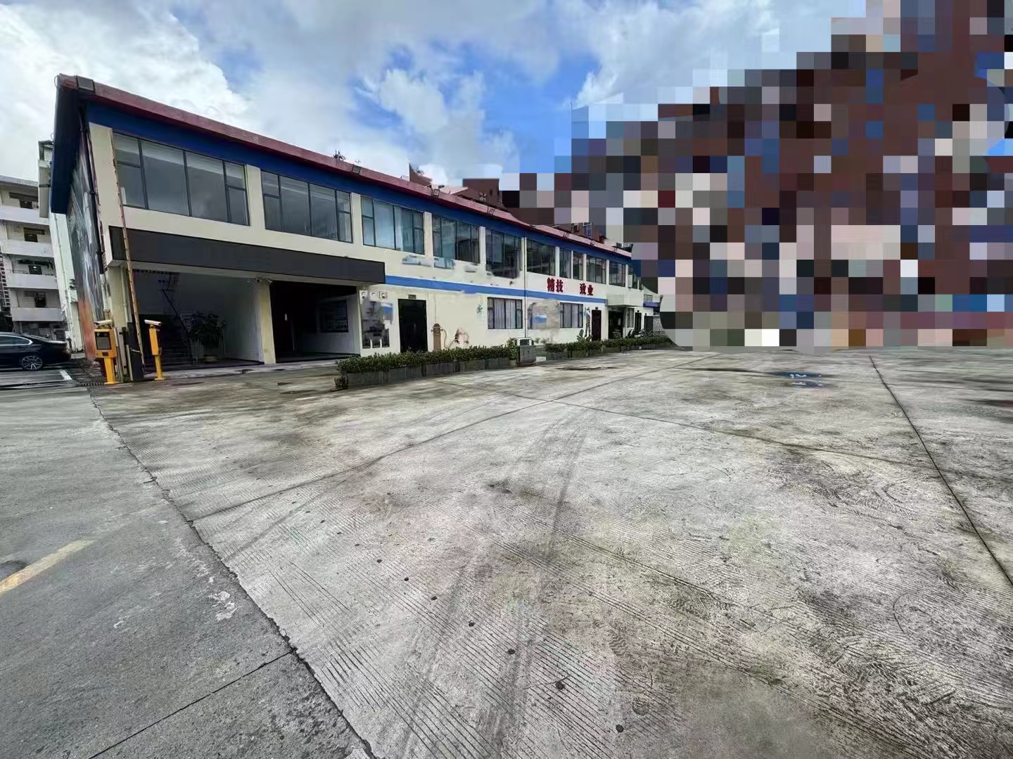 观澜主干道边独栋1-2层2000平米厂房出租