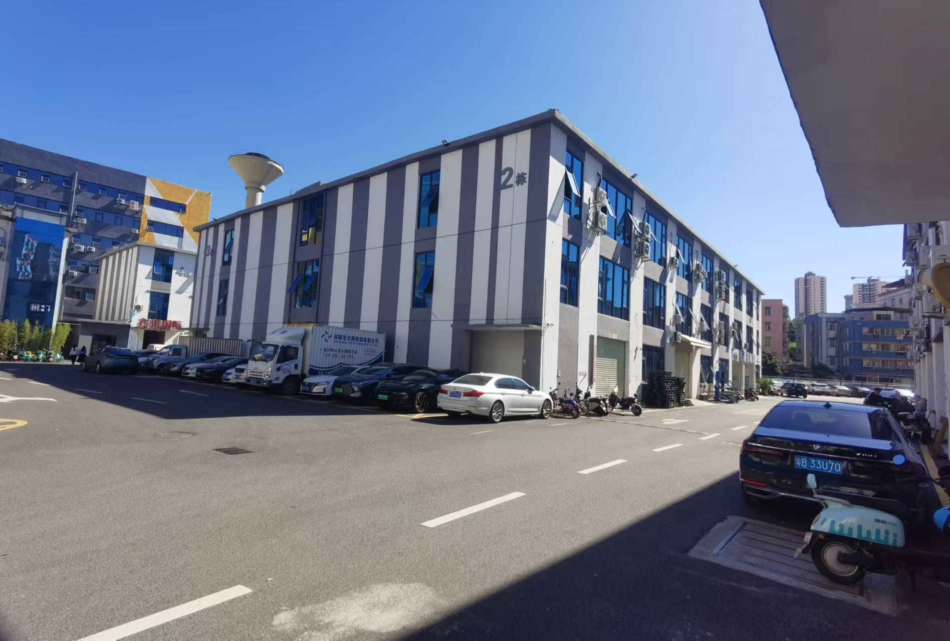 坂田地铁口一楼350平厂房出租