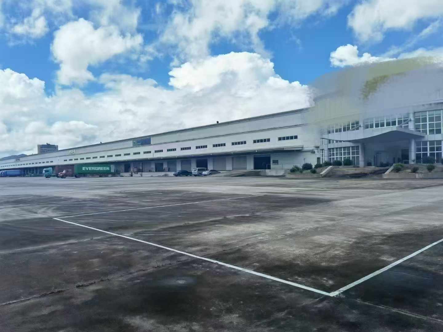 深圳坪山保税区60000平米高标物流仓库出租