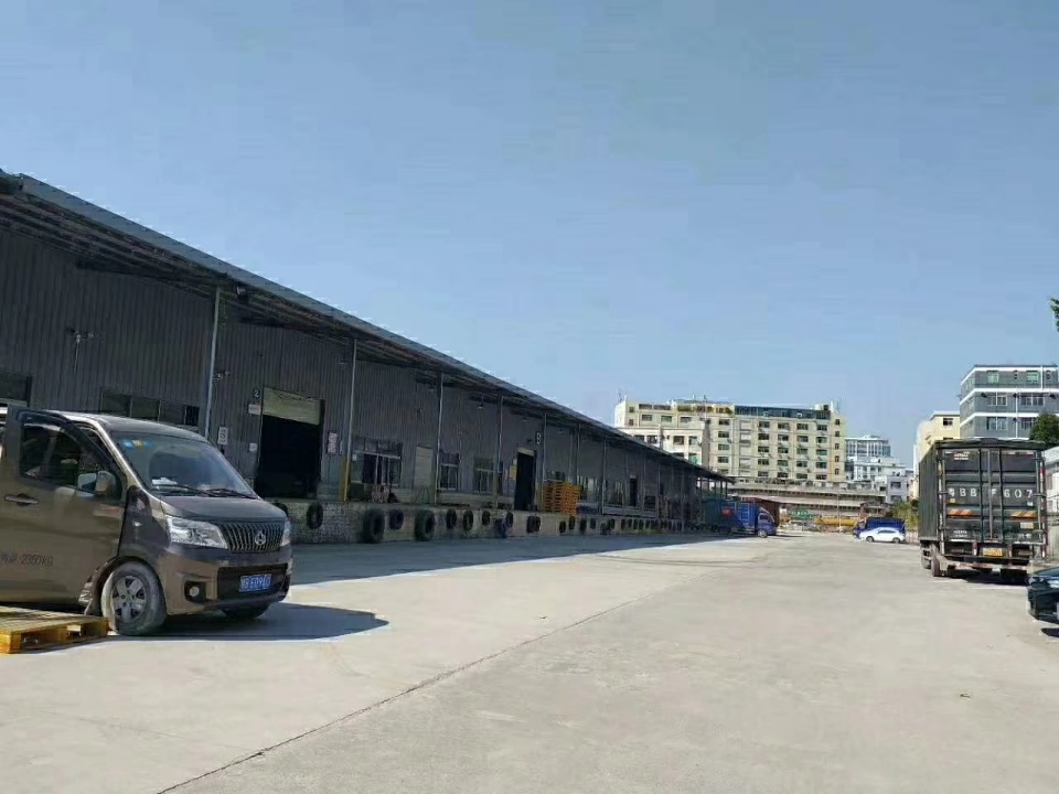 石岩龙大机荷高速独院物流园17500平仓库出租