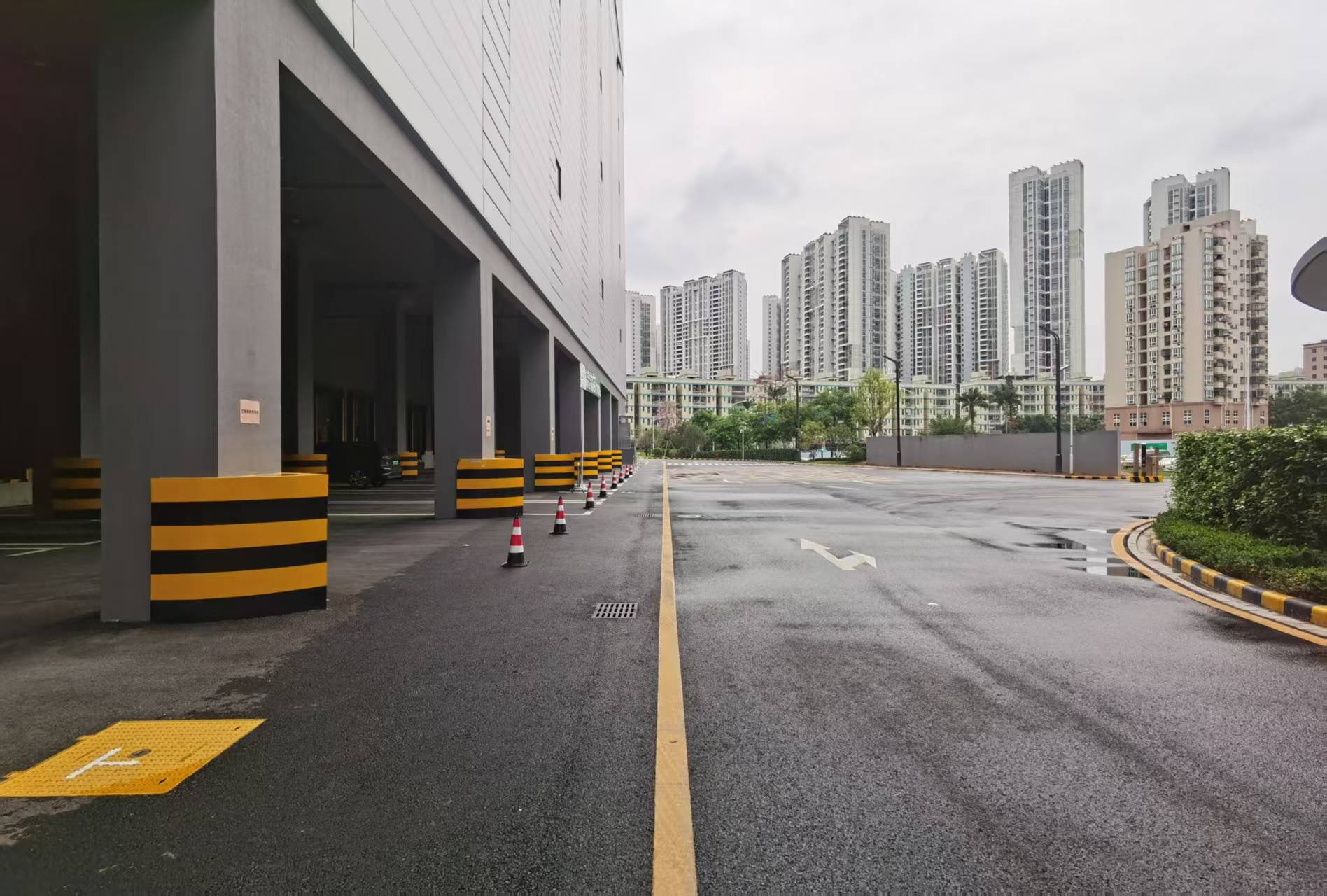 龙华观澜标准一楼5000平物流仓库出租