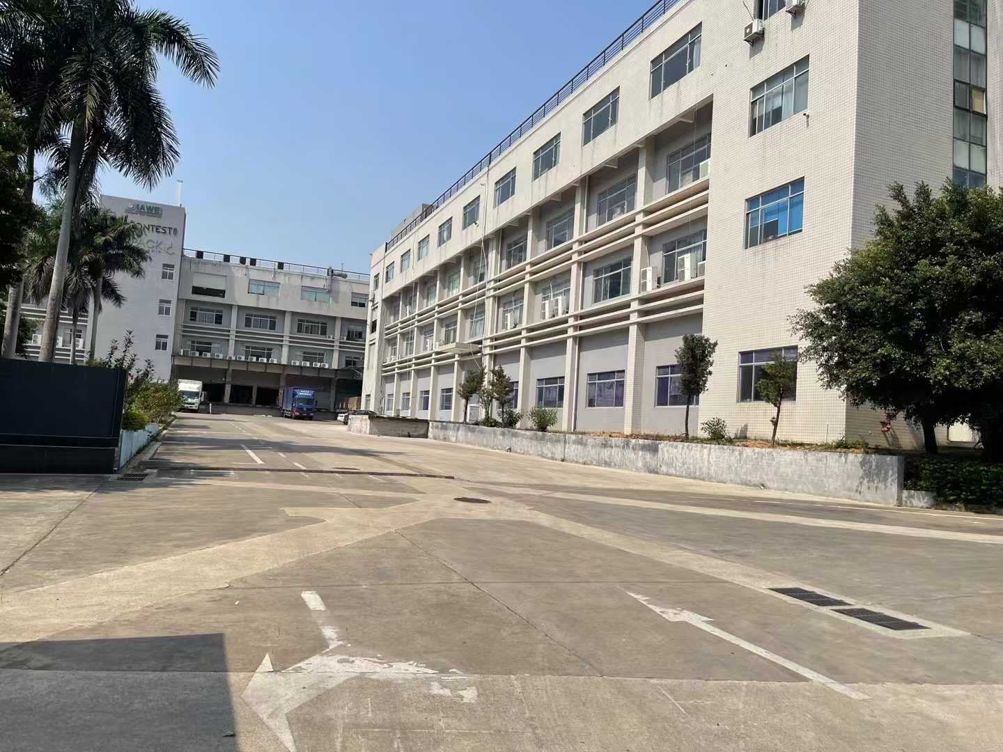 深圳坪山区（保税区）一楼5600平厂房出租