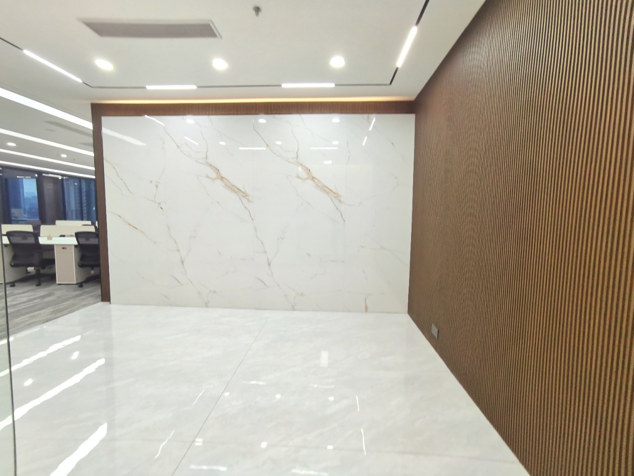 深圳北站甲级写字楼 426平 全新精装办公室出租