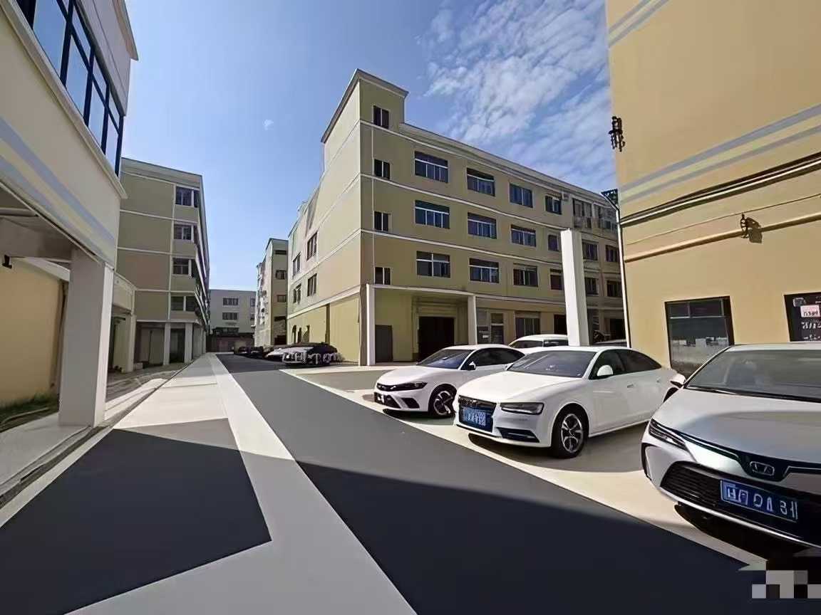 观澜环观中路工业园 A栋2楼560平厂房出租