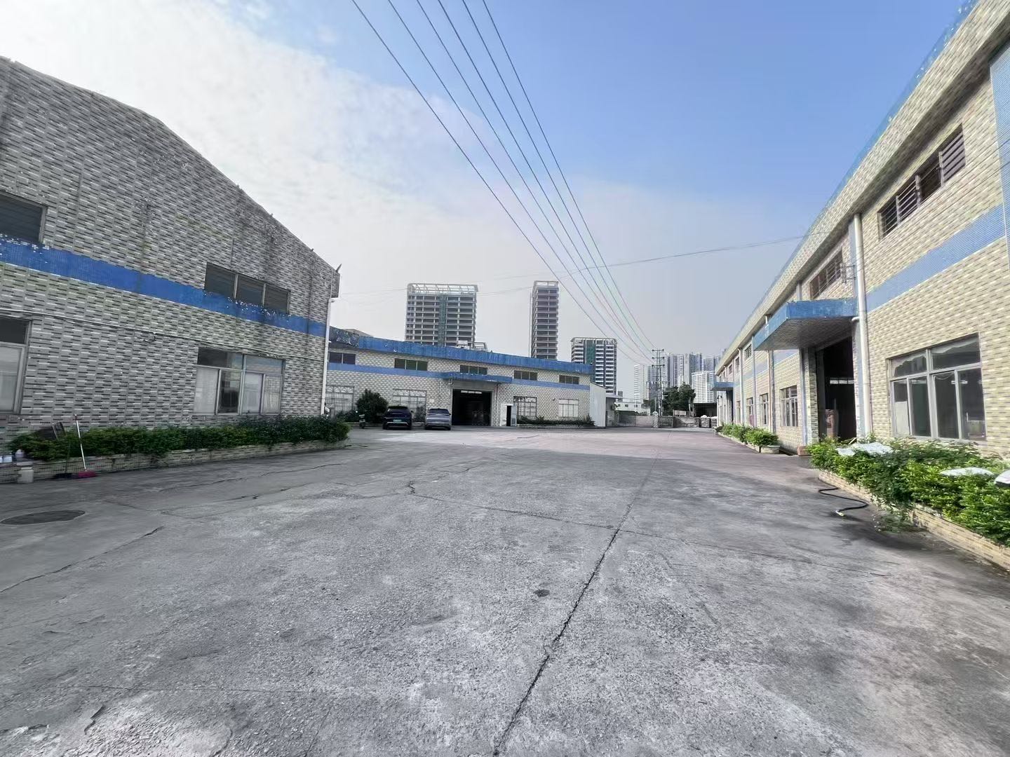光明将石独门独院5000平厂房出租
