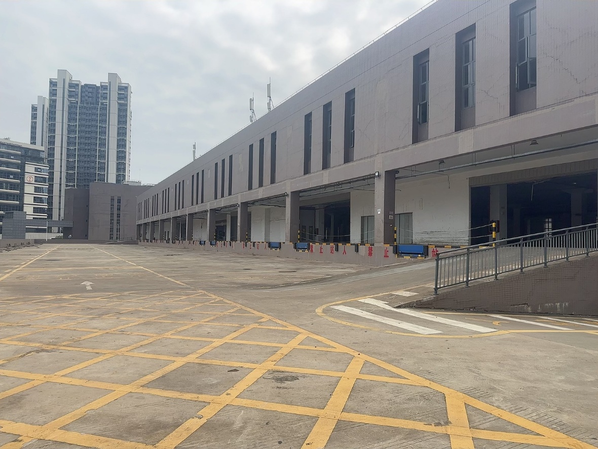 观澜高速出口独门独院一楼7000平仓库出租