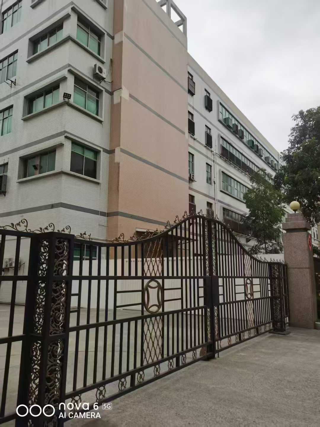 观澜章阁大富工业区原房东独门独院18000平厂房出租