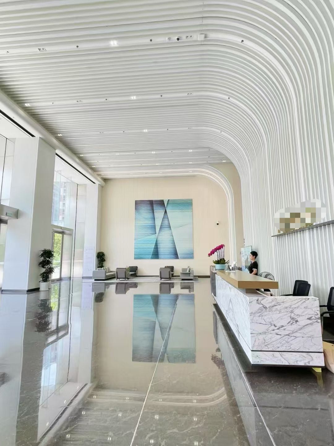 《星河时代大厦》精装修69平办公室出租