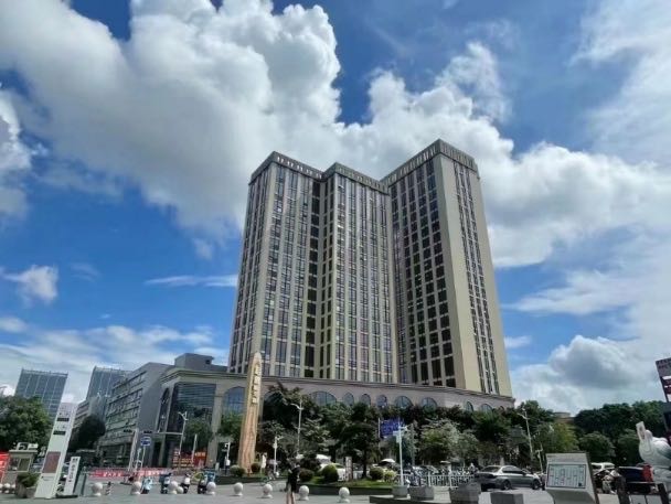 《1978龙海国‬际》精装修175平办公室出租