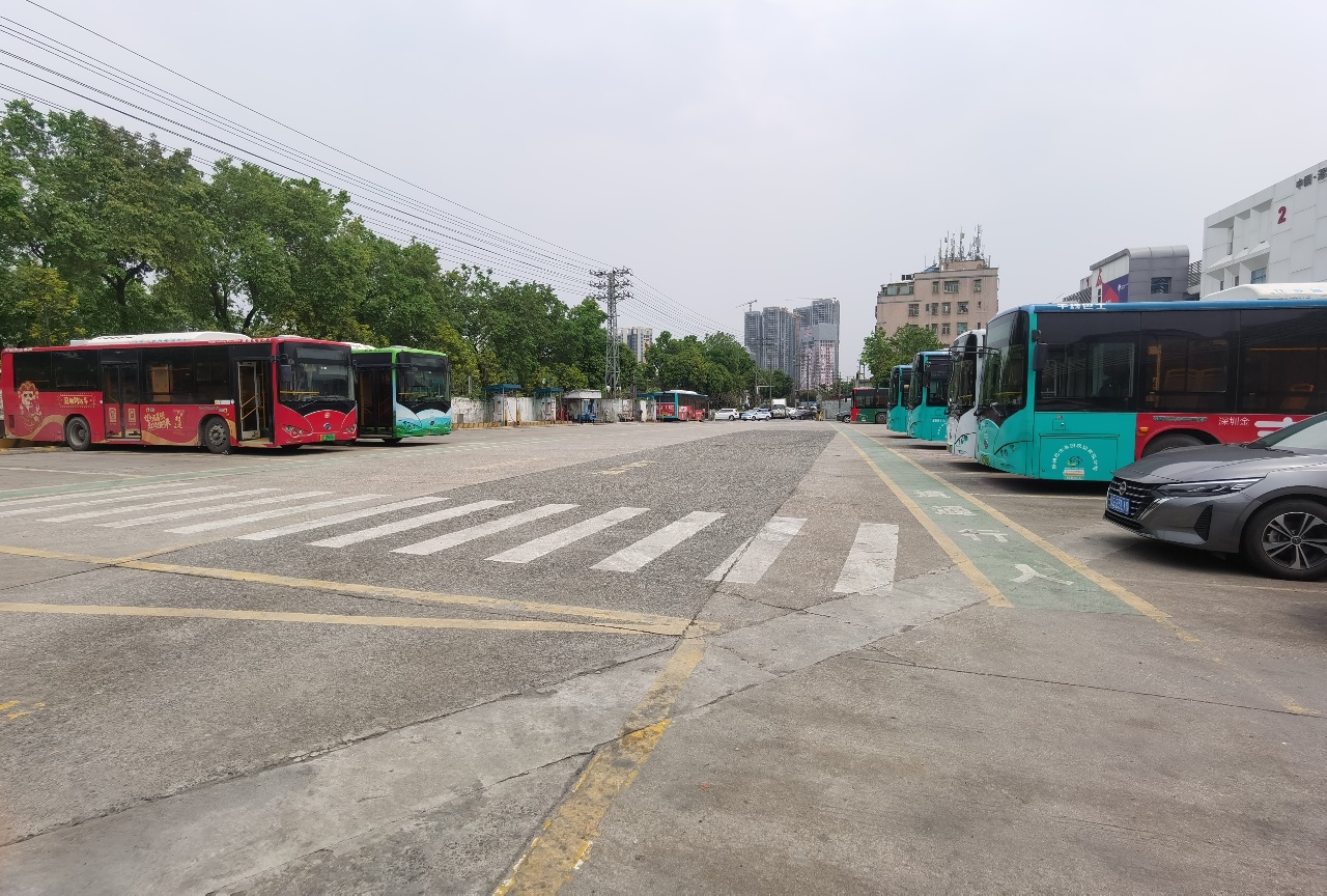 龙华观澜环观南路空地4300平空地出租