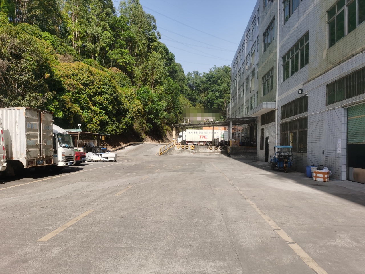 龙华高新园区一楼3600平厂房出租