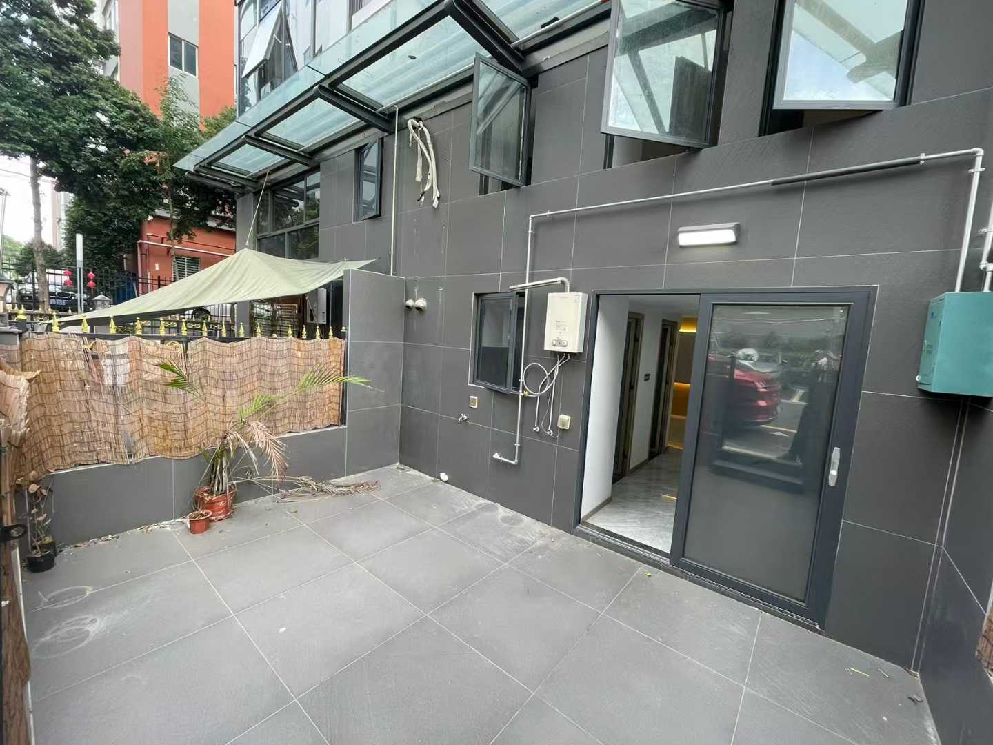 龙华清湖 带院子商住两用3房 办公室出租