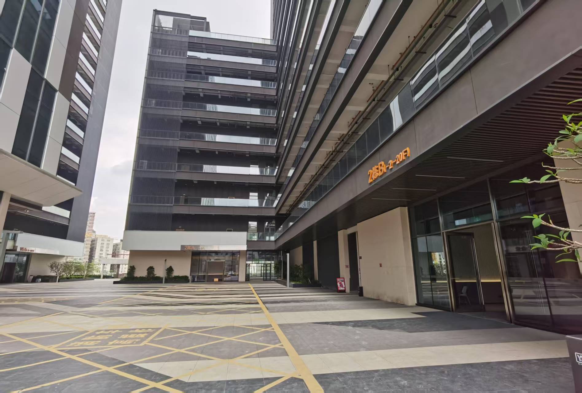 龙华大浪红本全新厂房单层3731平厂房出租