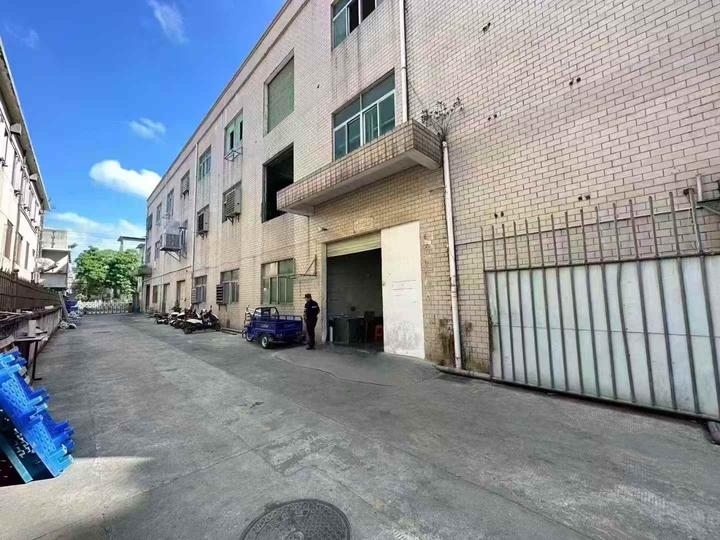 平湖只要16元的独院厂房3380平厂房出租