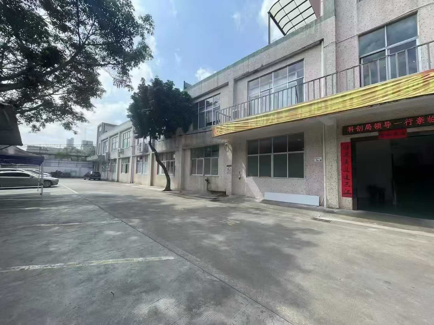 松岗大田洋独门‮院独‬两层半3000平厂房出租