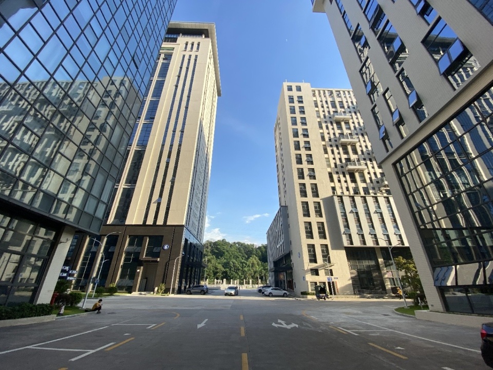 龙华大浪全新精装修1000平厂房出租