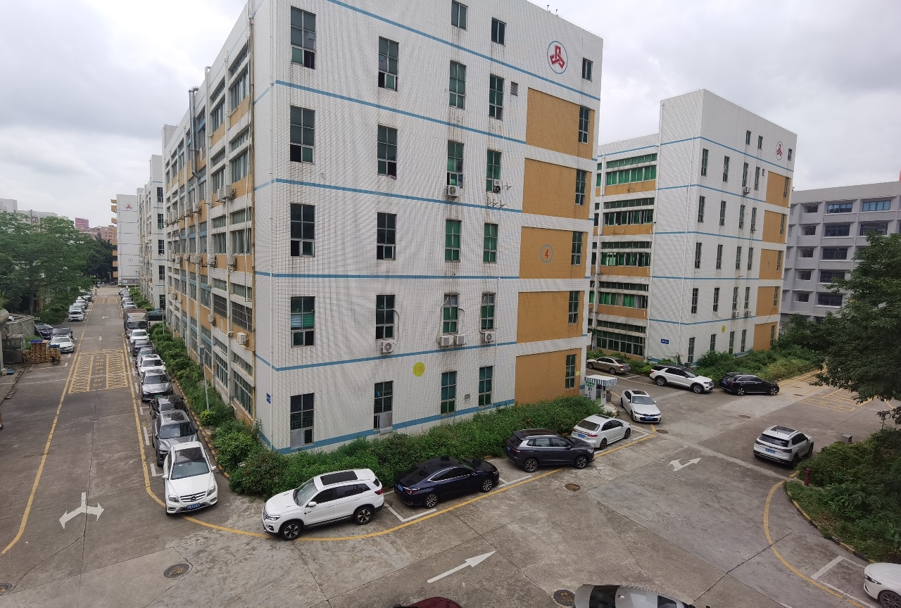 龙华油松一手房东整层800平厂房出租