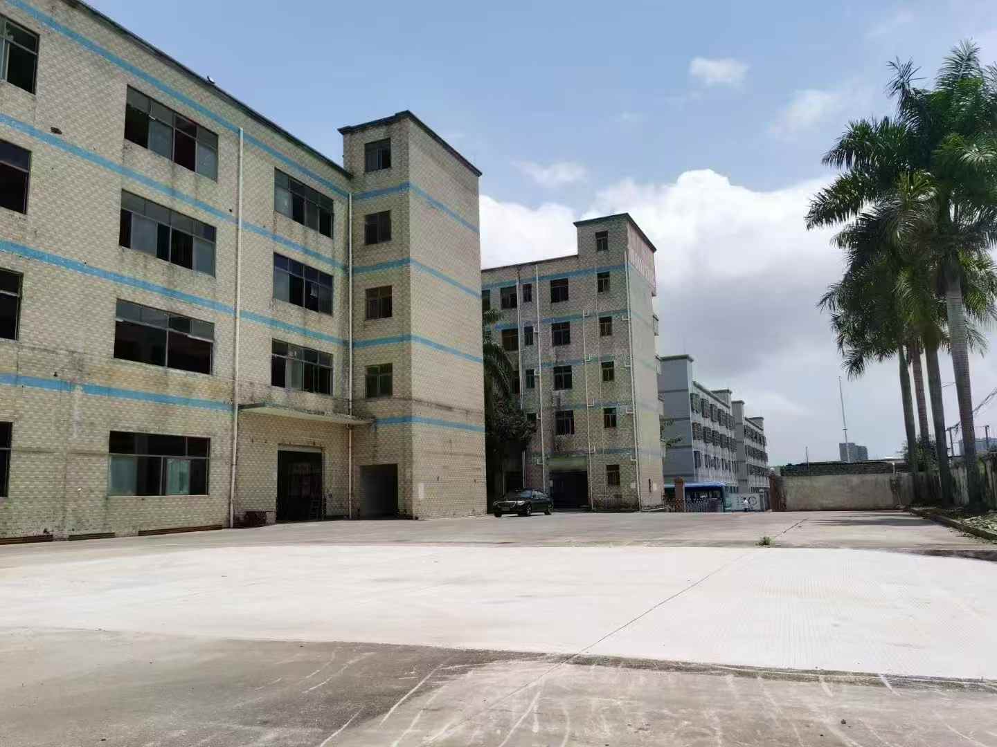 观澜福民独门独院10000平厂房出租