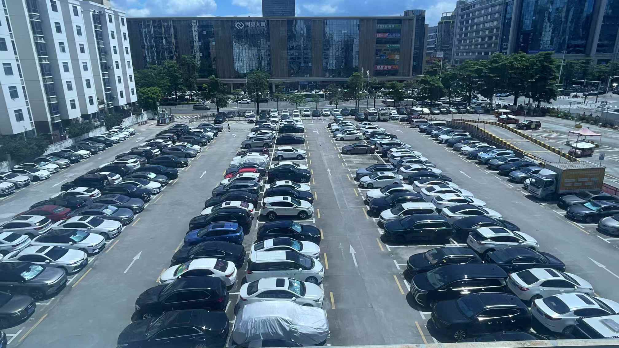 龙华油松精装修105平办公室出租