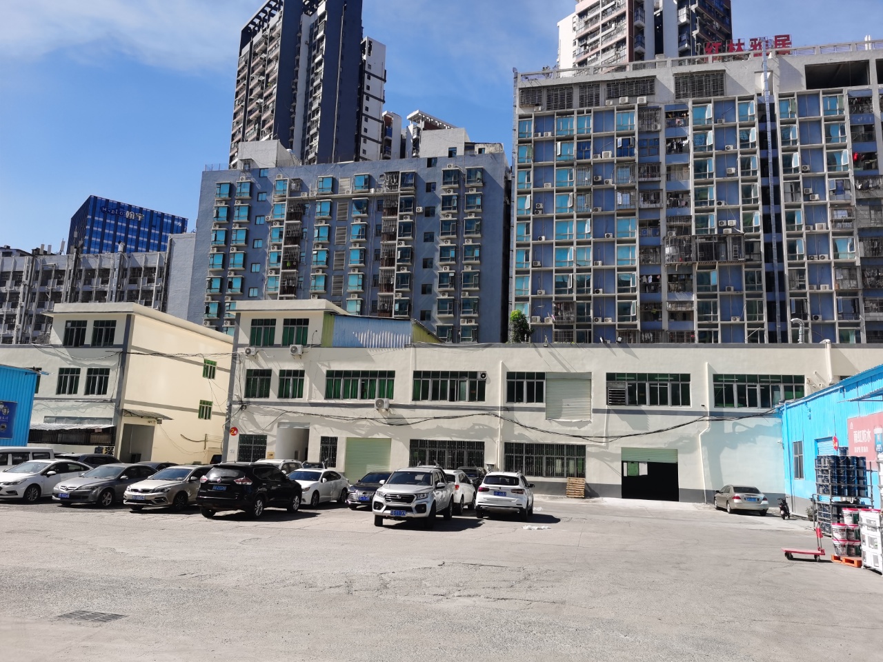 龙华观澜高新产业园一楼1300平厂房出租