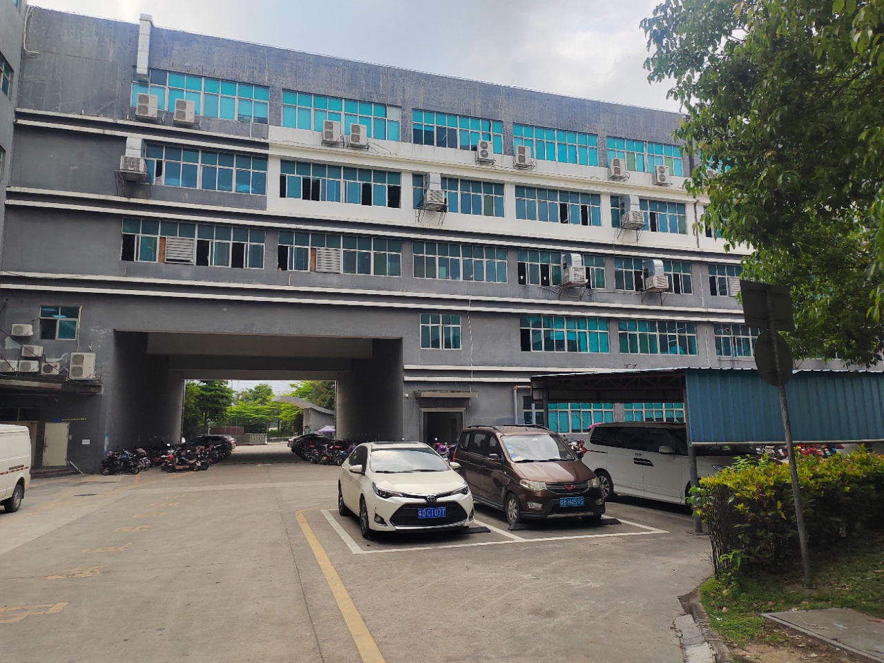 坪山大工业区原房东红本独栋22500平厂房出租