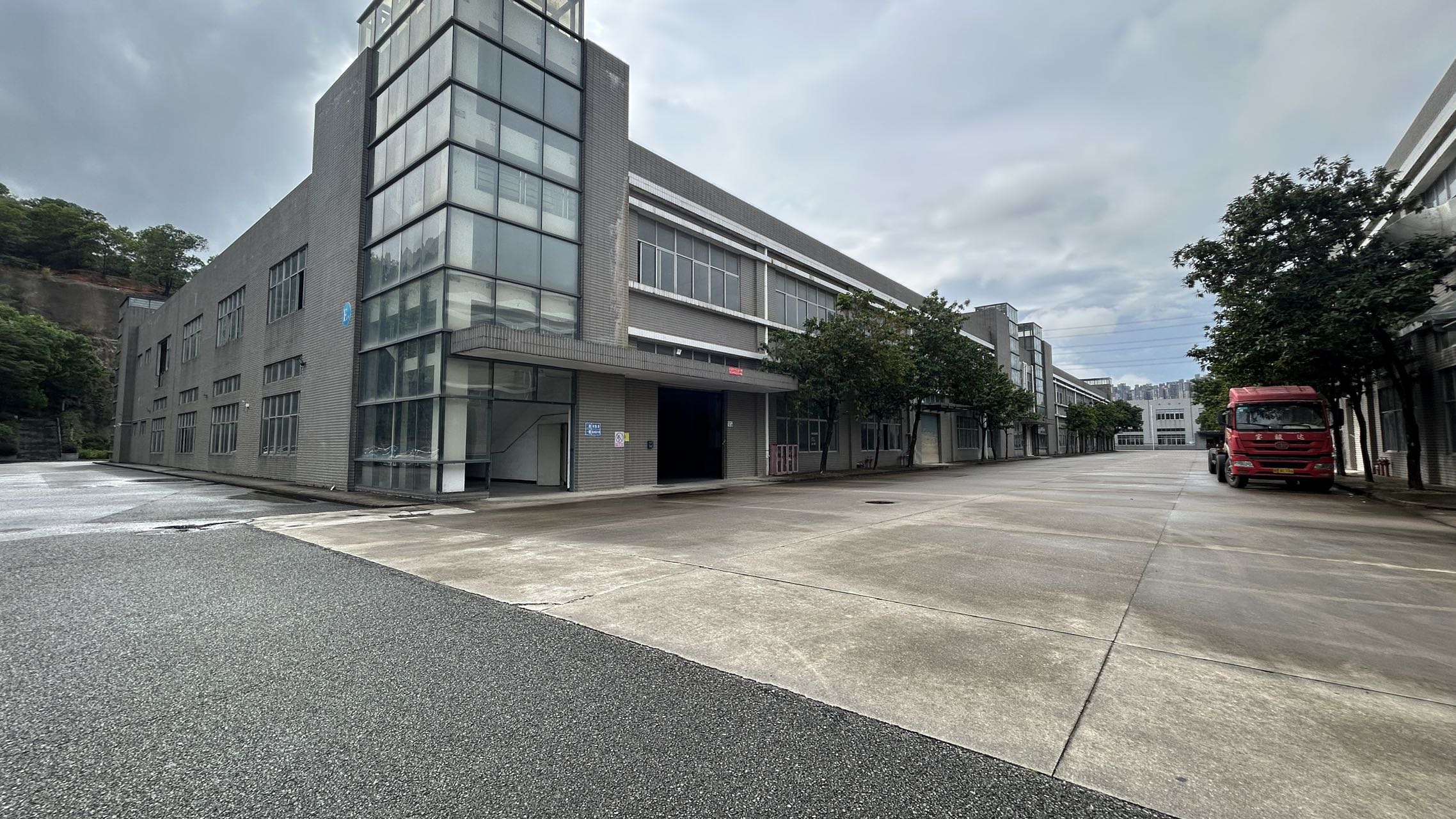 坪地独门独院20000平厂房出租