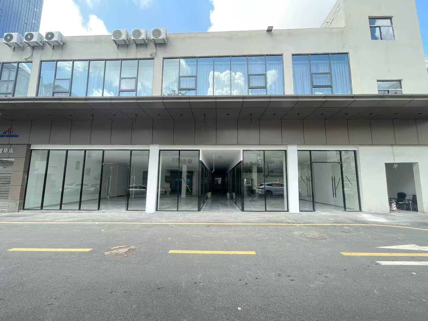 清湖北一楼240平精装修办公室出租