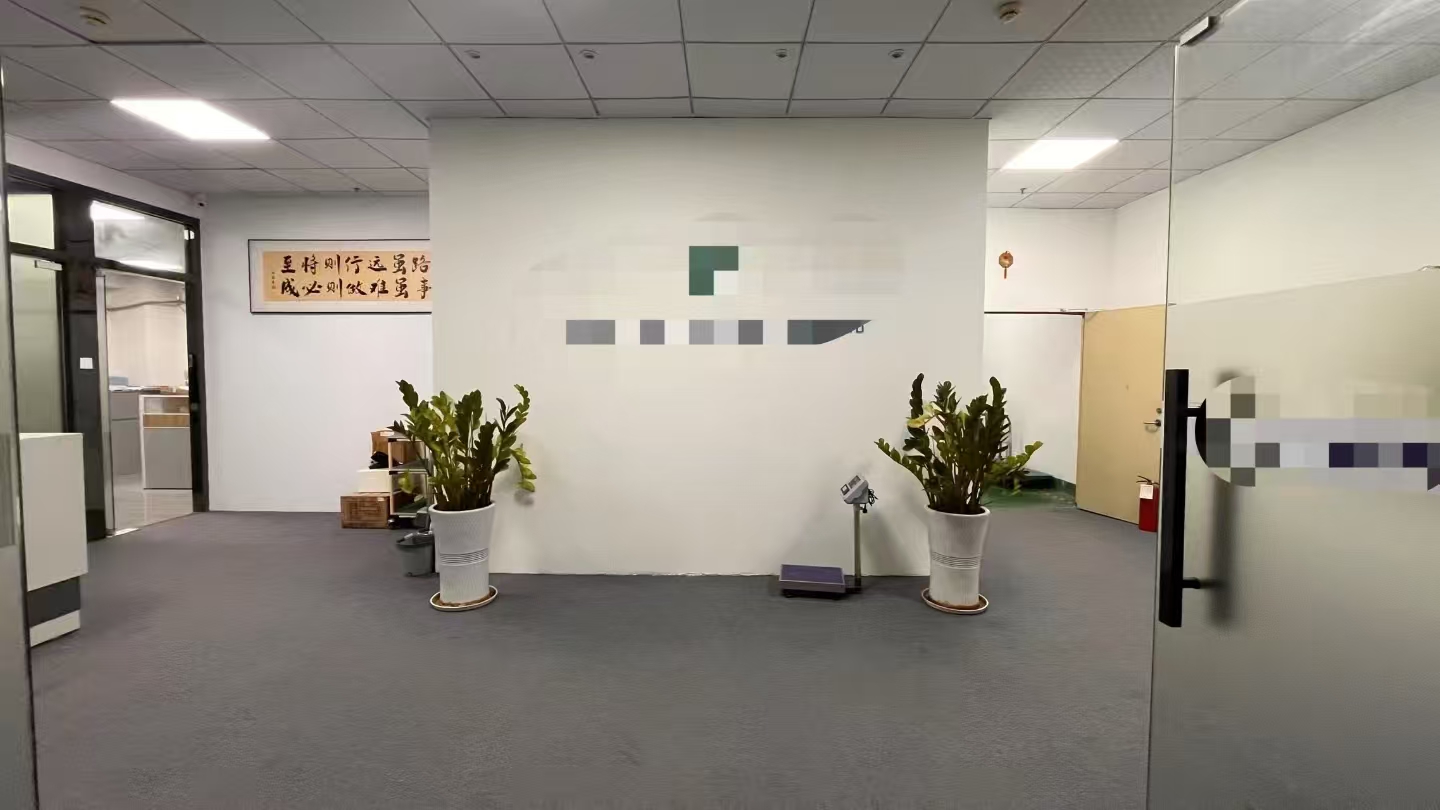 龙华精装修楼上672平厂房出租