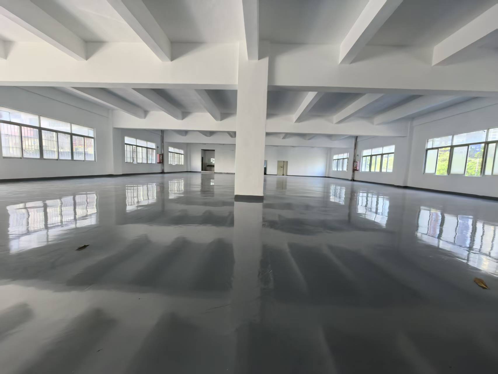 龙华精装修一楼1100平厂房出租