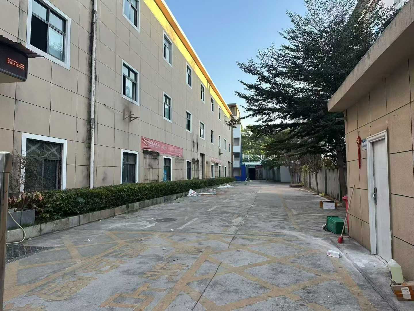 龙岗爱联地铁站附近独院厂房5450平厂房出租