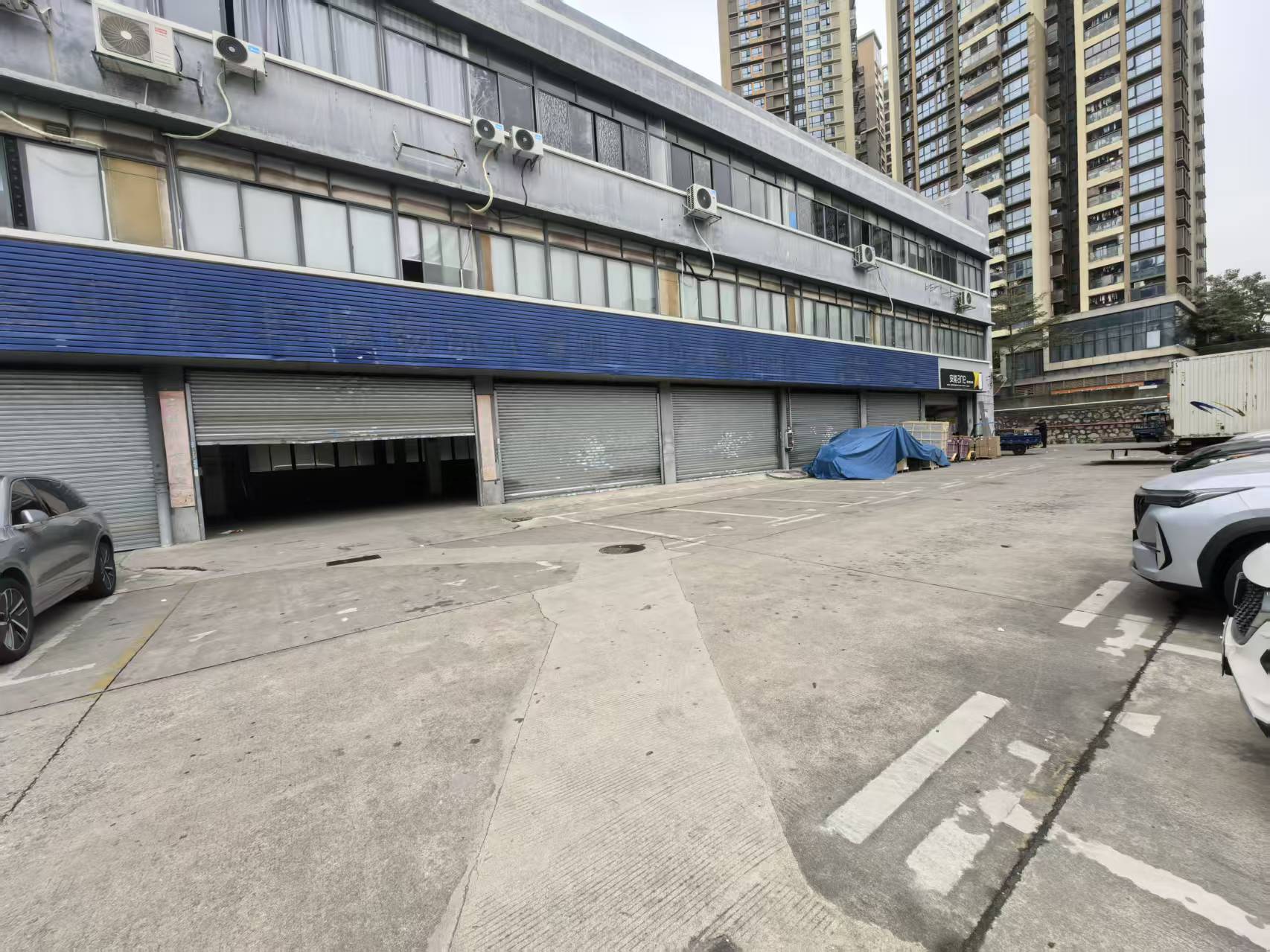 坂田大型工业区一楼1000平厂房出租