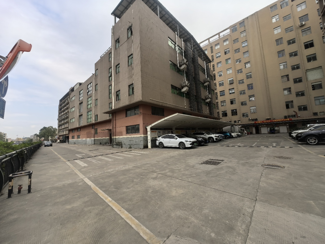 龙华观澜独栋7500平厂房出租