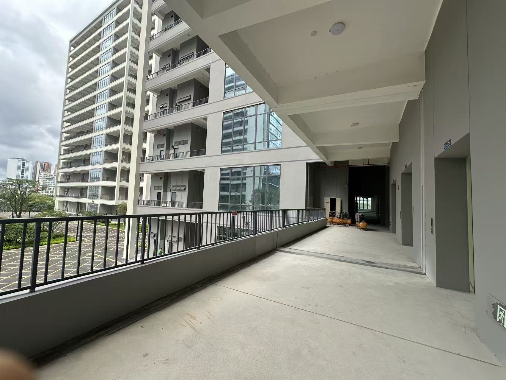 龙华全新红本单层2000平厂房出租